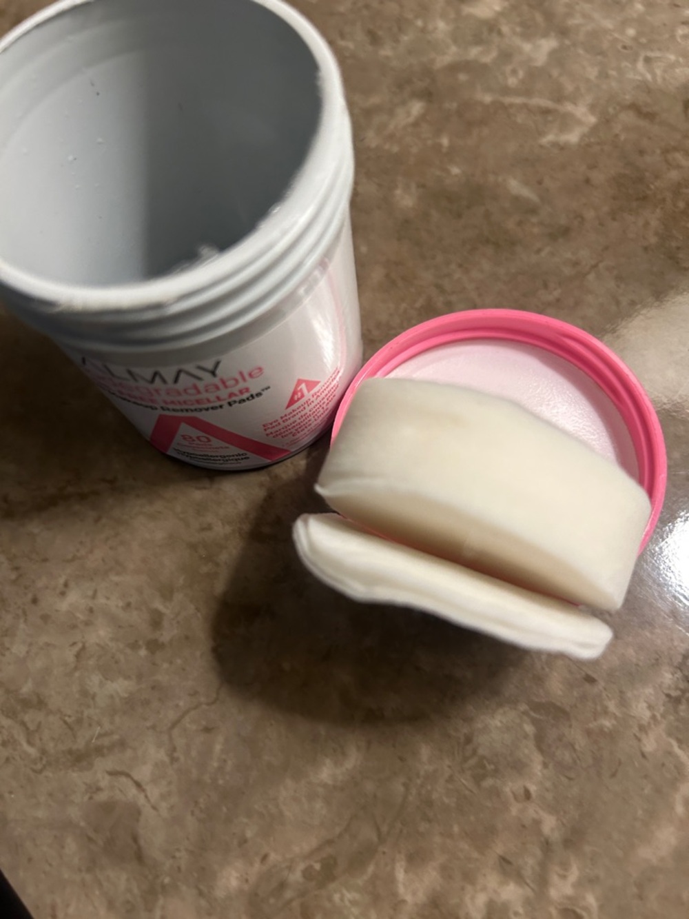 Neutrogena, Olay, Aveeno, Clinique, Garnier, FMG SkinCare and Eye Makeup Bundle - Picture 12 of 13